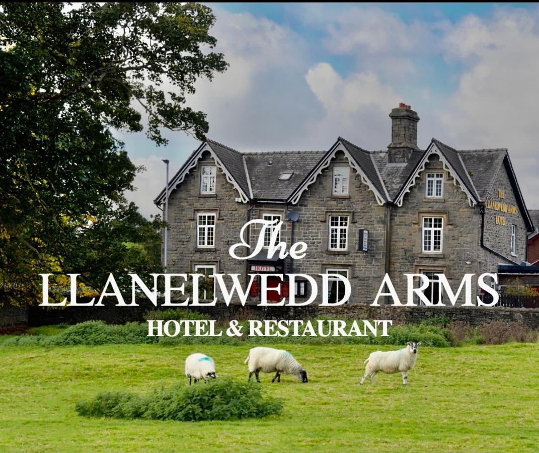 The Llanelwedd Arms Hotel بيلث ويلز المظهر الخارجي الصورة
