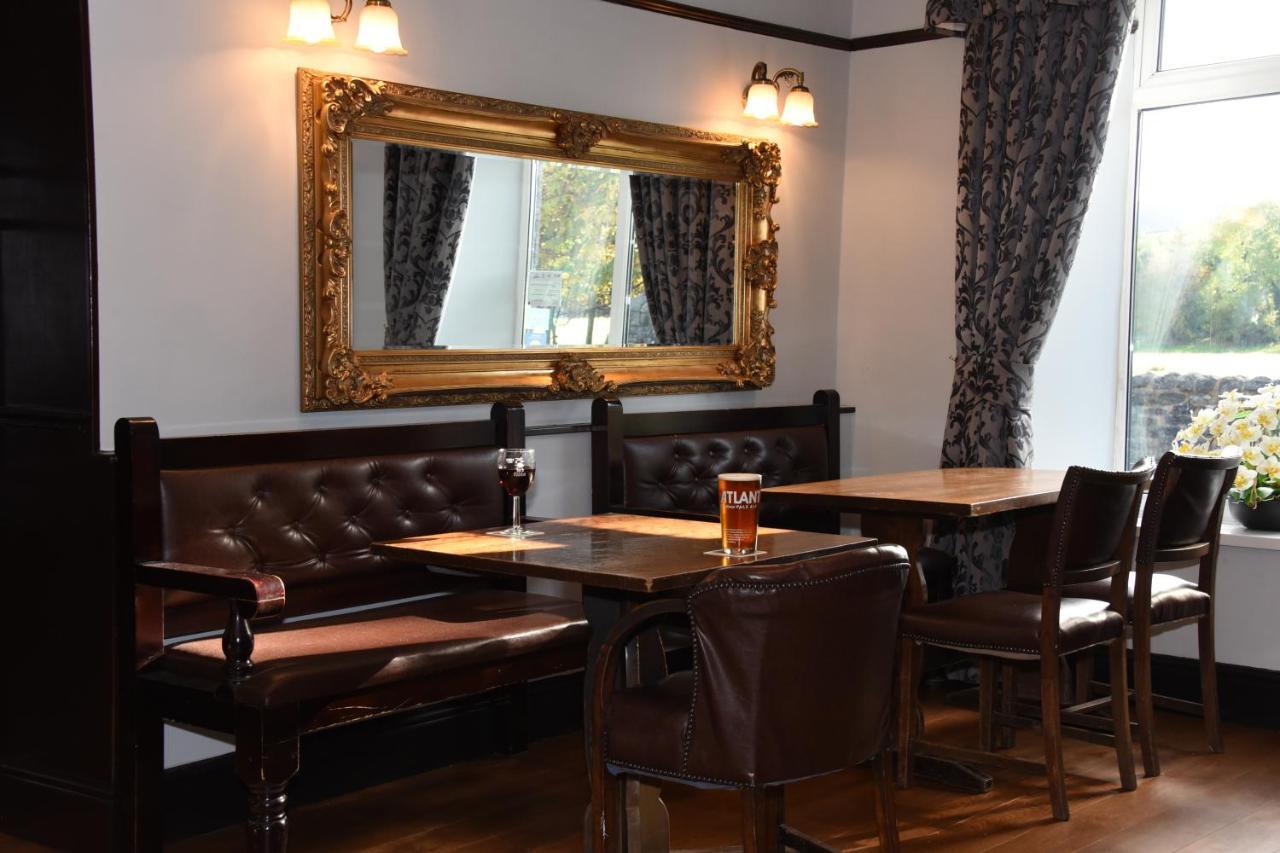 The Llanelwedd Arms Hotel بيلث ويلز المظهر الخارجي الصورة