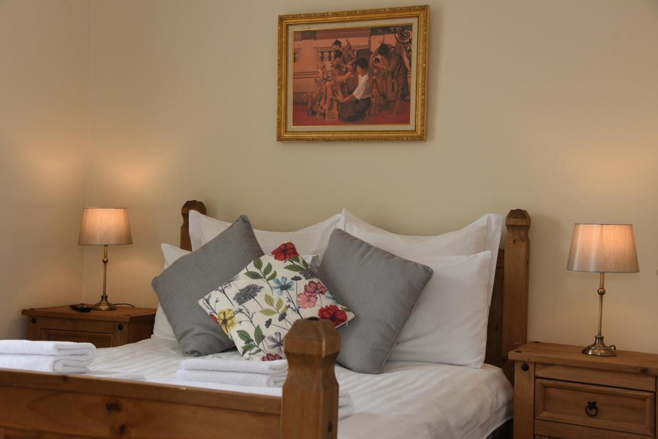 The Llanelwedd Arms Hotel بيلث ويلز المظهر الخارجي الصورة