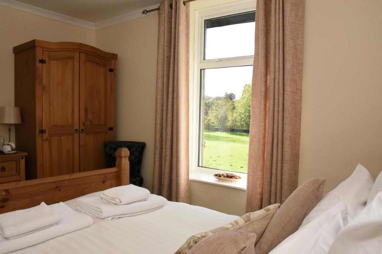 The Llanelwedd Arms Hotel بيلث ويلز المظهر الخارجي الصورة