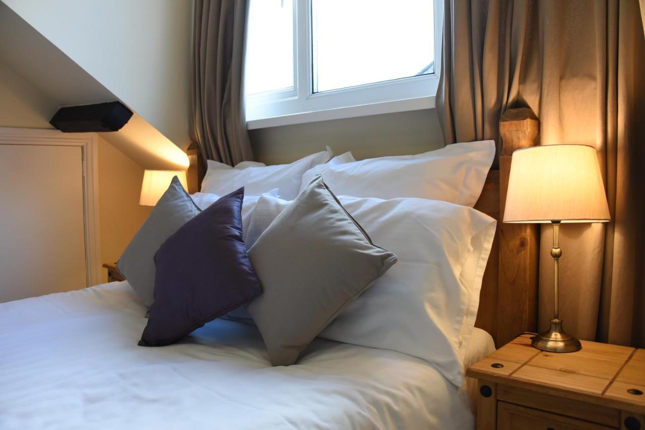 The Llanelwedd Arms Hotel بيلث ويلز المظهر الخارجي الصورة
