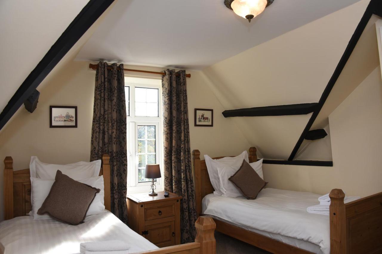 The Llanelwedd Arms Hotel بيلث ويلز المظهر الخارجي الصورة