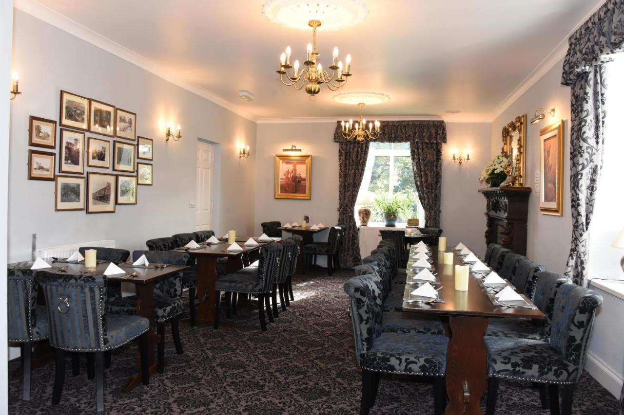 The Llanelwedd Arms Hotel بيلث ويلز المظهر الخارجي الصورة