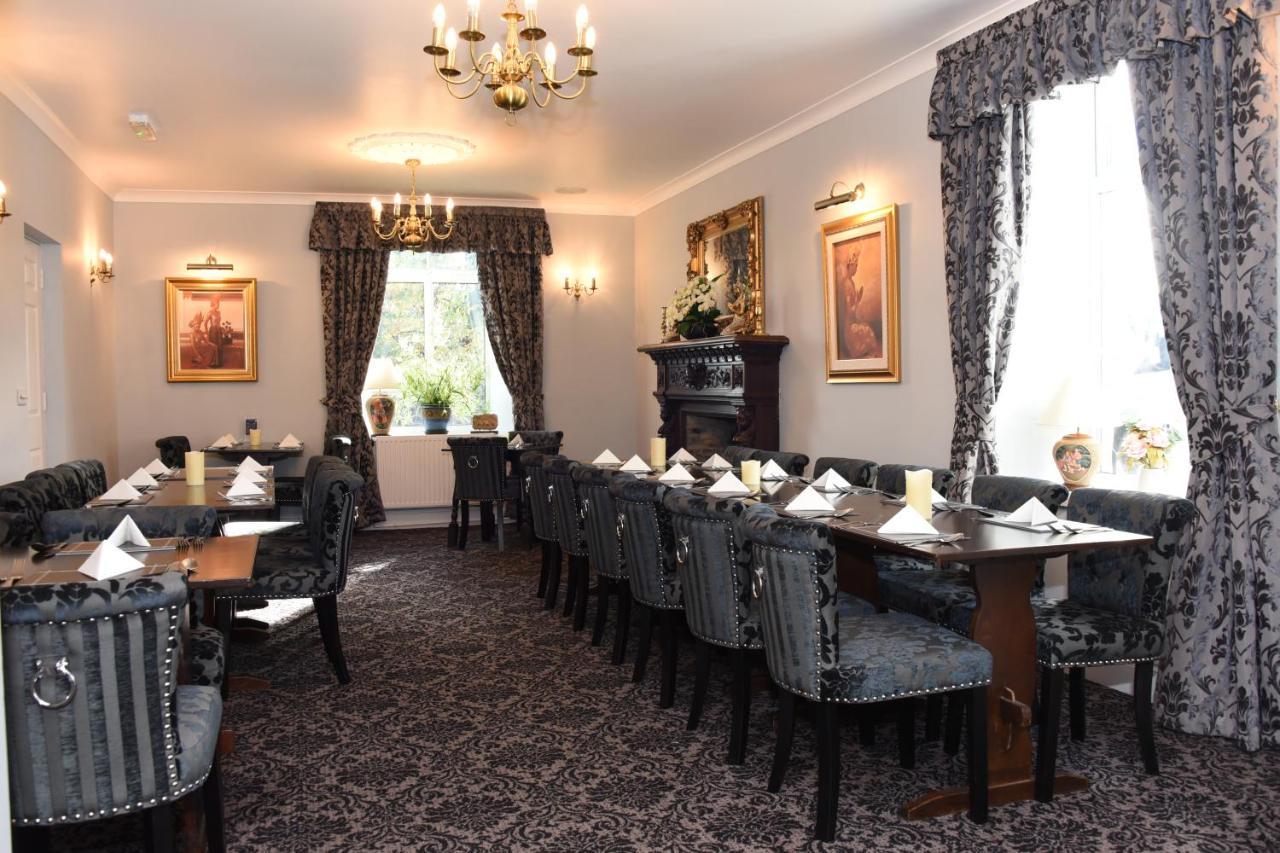 The Llanelwedd Arms Hotel بيلث ويلز المظهر الخارجي الصورة