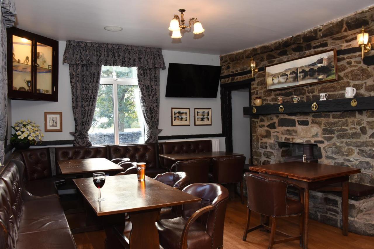 The Llanelwedd Arms Hotel بيلث ويلز المظهر الخارجي الصورة