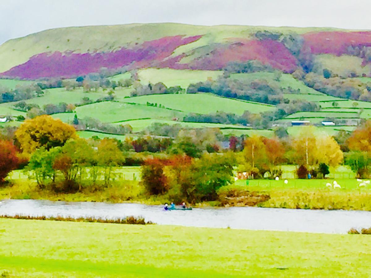 The Llanelwedd Arms Hotel بيلث ويلز المظهر الخارجي الصورة
